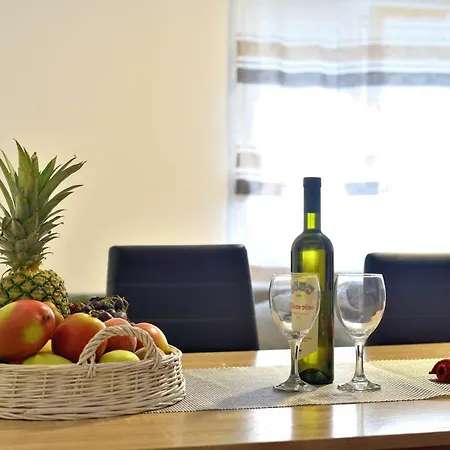 Apartment Red Rose *