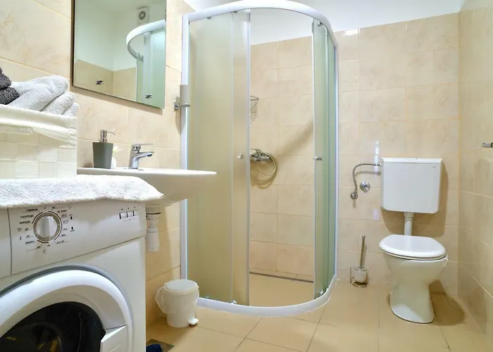 Red Rose شقة سبليت