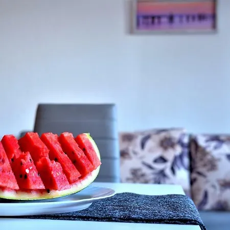 Red Rose شقة سبليت